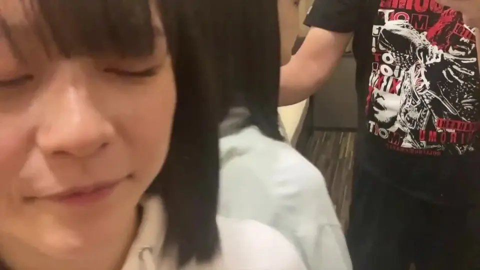 FC2PPV4580470 18歲膽怯可愛美少女身材嬌小娃娃臉被顏射滿臉