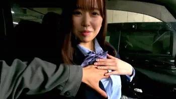 FC2PPV4574577 天真無邪的小女孩 輕輕舔她的乳頭淫穴已淫水泛濫[Part2]