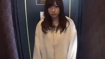 FC2PPV4549326 超可愛苗條素人初次高潮