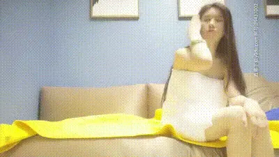 探花漂亮小姐姐 幾天沒做水非常多淫水直流 动图预览