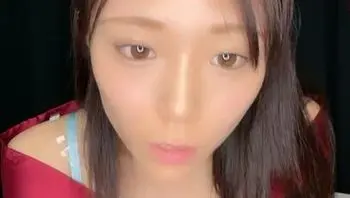白虎日本小姐姐69口交互舔騎乘自己動