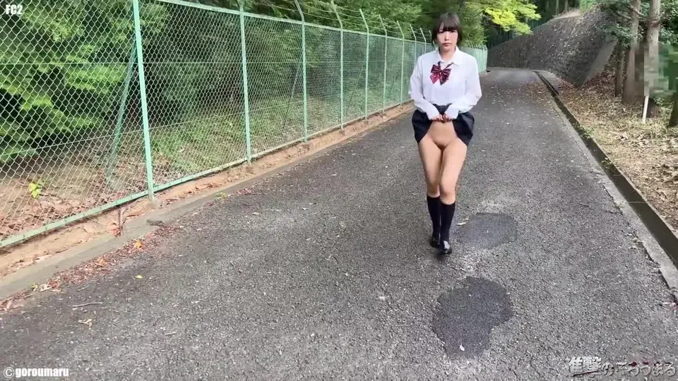 FC2PPV4328082 美女JK大膽野外露出 效外激戰一場[Part1]