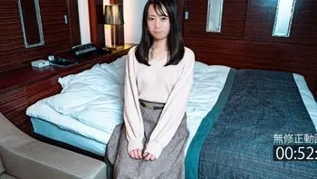 FC2PPV4323774 中出文學系女大生圖書館理員