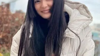 FC2PPV4310014 可愛萌萌嫩妹18歲對將來很迷失 想要肉棒帶來的安全感