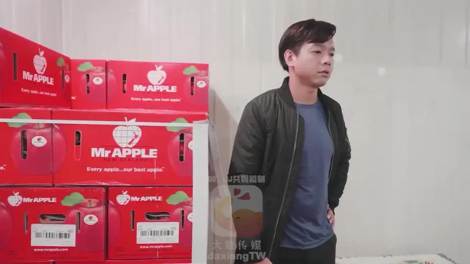 AV0022 零下的保暖肉棒