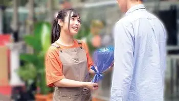 230ORECO604 搭訕純純的花店店員帶到酒店開房啪啪