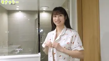 FC2PPV3982663 18歲可愛美少女睡衣啪啪 被操得很痛苦的樣子