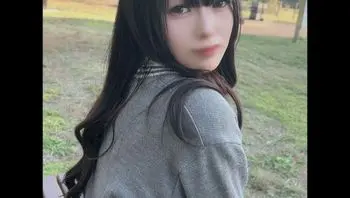 FC2PPV4112104 膚白漂亮校花車上口交超誘人 到酒店啪啪激情中出