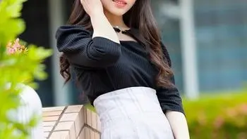 328HMDNV676 明星臉美人妻秒變痴女騎上肉棒上狂搖榨精