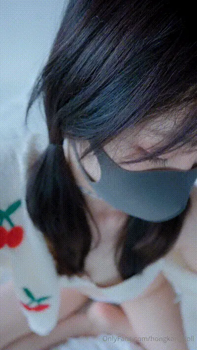 玩嗨高潮颤抖【玩偶姐姐 （Hongkongdoll）】 动图预览
