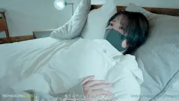 白皙长腿美女【【玩偶姐姐 （Hongkongdoll）】