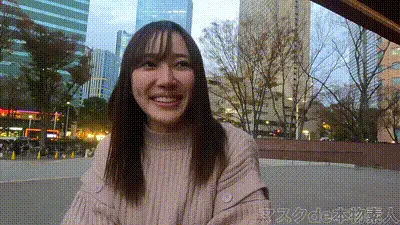 FC2PPV3152738 E杯白晢極品正妹在車上公廁酒店激烈大戰[Part3] 动图预览