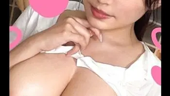 300MAAN825 巨奶妹子撐爆衣 乳交激爽雙乳搖不停