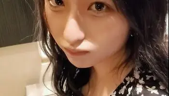 FC2PPV1761875 大奶美少女楚楚可憐眼神懇求插她蜜穴 誰能受得住