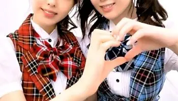 300NTK784 極正女大生姊妹花4P一起高潮昇天