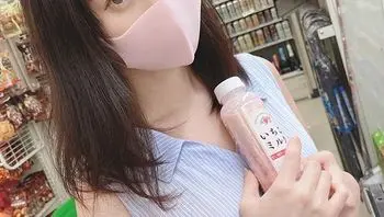 FC2PPV3100809 皮膚白晢妹妹小穴粉嫩初嚐中出內射[Part1]