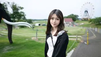 FC2PPV3079302 連續內射了漂亮白晢偶像臉正妹 感覺很有罪惡感