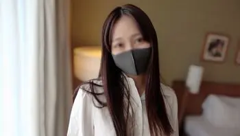 FC2PPV3070213 白晢妹子龍捲風式口交爽翻天 無套內射獎勵她