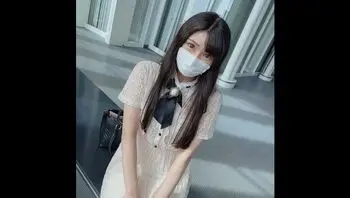 FC2PPV3014339 敏感體質嫩妹被按摩棒震得不停扭動身體 享受快感淫蕩尖叫