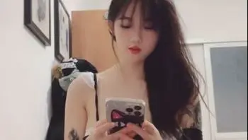白晢嫩嫩美少女情趣裝操逼