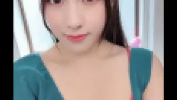 FC2PPV2900084 24歲美乳人妻手口並用 小哥忍不住猛烈攻勢繳械