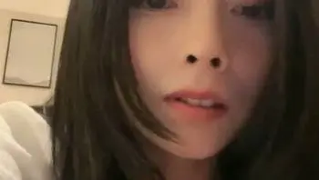 美麗主播被男友各式爆操最後內射