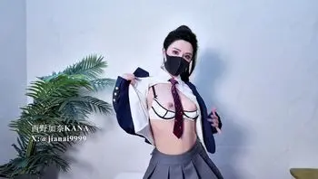 激情課後輔導 色色女學生勾引老師口足侍奉