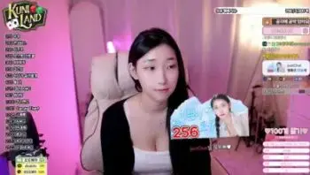 2025-05-23_06-00-42 - akikxxo