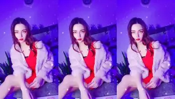 毫无保留地展现在镜头前(nicolove)