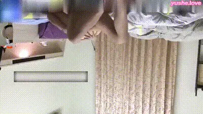 当老师的姐姐每天一下班就和青春期的弟弟激情乱伦 动图预览