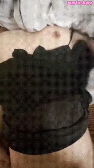 【姐弟乱伦】和姐姐在出租屋乱伦的日子 动图预览