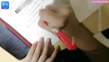 土豪大哥现场谈价包养大学班花，妹子见钱眼开背着男友出轨大叔