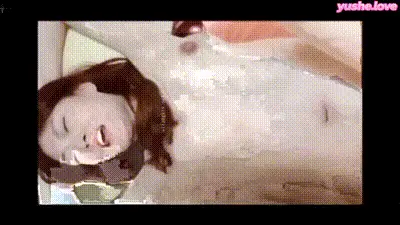 极品清纯骑乘深喉3p，嫩穴奶子被干翻 动图预览