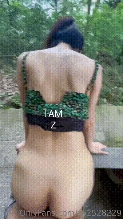 大自然里做爱4(hotwife_z) 动图预览