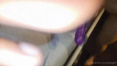 多体位做爱太风骚了(skrooge7) 动图预览