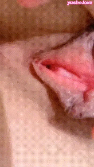 哥哥被妹妹上位骑乘没多久就内射了 3 动图预览