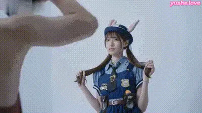 写真偶像【Saki_纱季❤️】被恶德摄影师更衣室盗摄合约胁迫强制推倒插入 动图预览