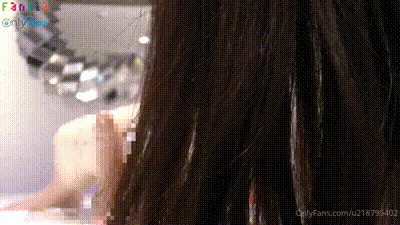 美女自慰露脸掰逼特写更是淫爆！（u218795402） 动图预览