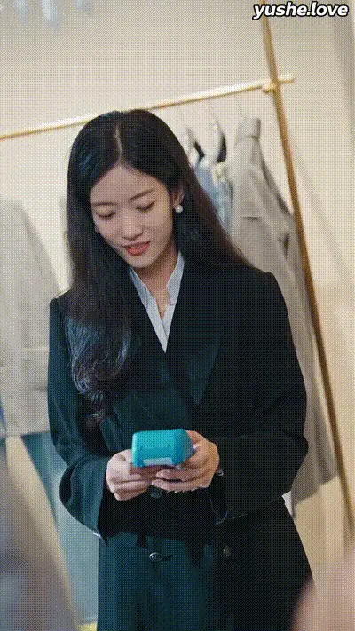 性感小保姆想用色诱来上位Part007 动图预览