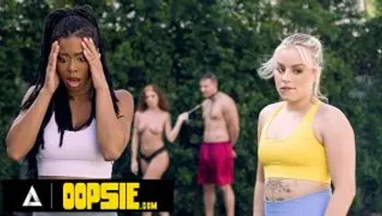 OOPSIE - 热 Kira Noir 的闺蜜在看到辣妹用皮带牵着她的丈夫时被激怒了-kira noir