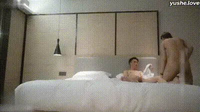 午夜探花 约啪极品牛仔裤妹子 喜欢恋爱感 前戏调情妹子许久 美女主动口交吞吐鸡巴后骑乘扭动 多姿势轮 动图预览