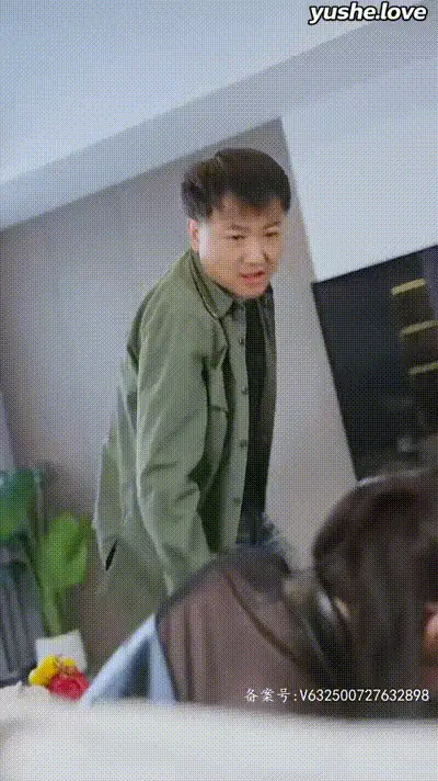 不漏声色的爱&老师不要跑Part026 动图预览