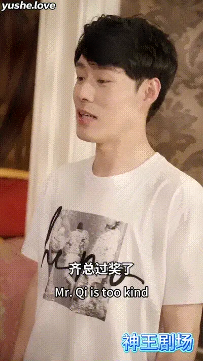 淫荡性感富婆母女齐上Part017 动图预览