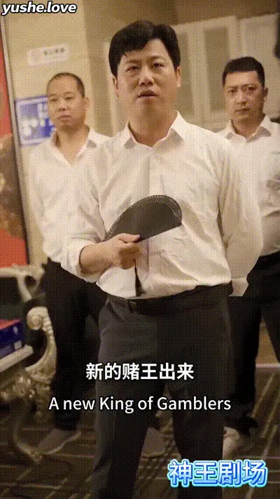 淫荡性感富婆母女齐上Part019 动图预览