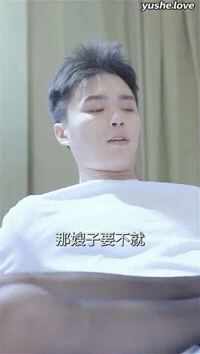 我在夜总会当经理Part008 动图预览