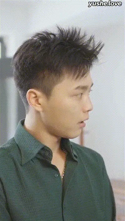 我在夜总会当经理Part016 动图预览