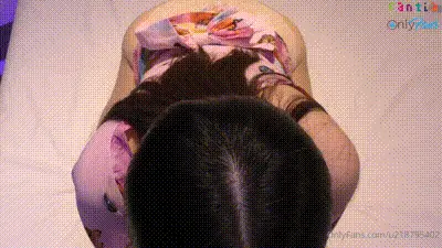 泳衣母狗自慰到眼神迷离（u218795402） 动图预览