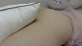 泳衣母狗感受前所未有的诱惑（u218795402）