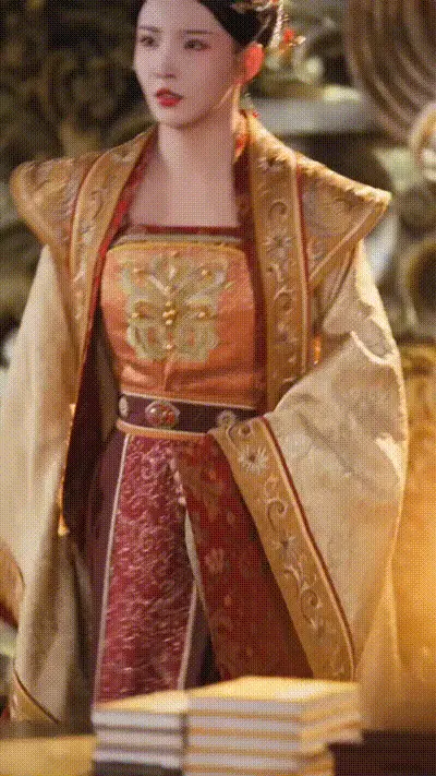 让你穿越你娶女帝当老婆Part002 动图预览