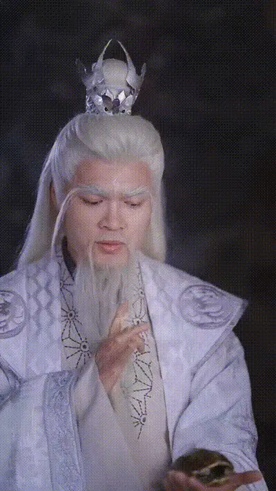 人到晚年绝美魔女拿我当炉鼎Part016 动图预览